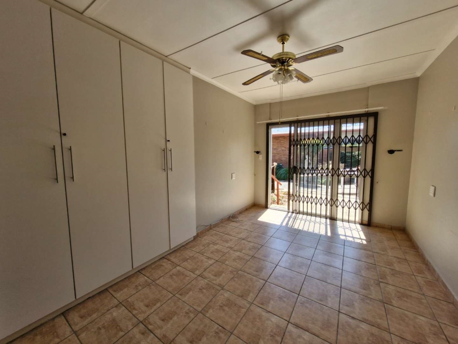 1 Bedroom Property for Sale in Brandwag Free State